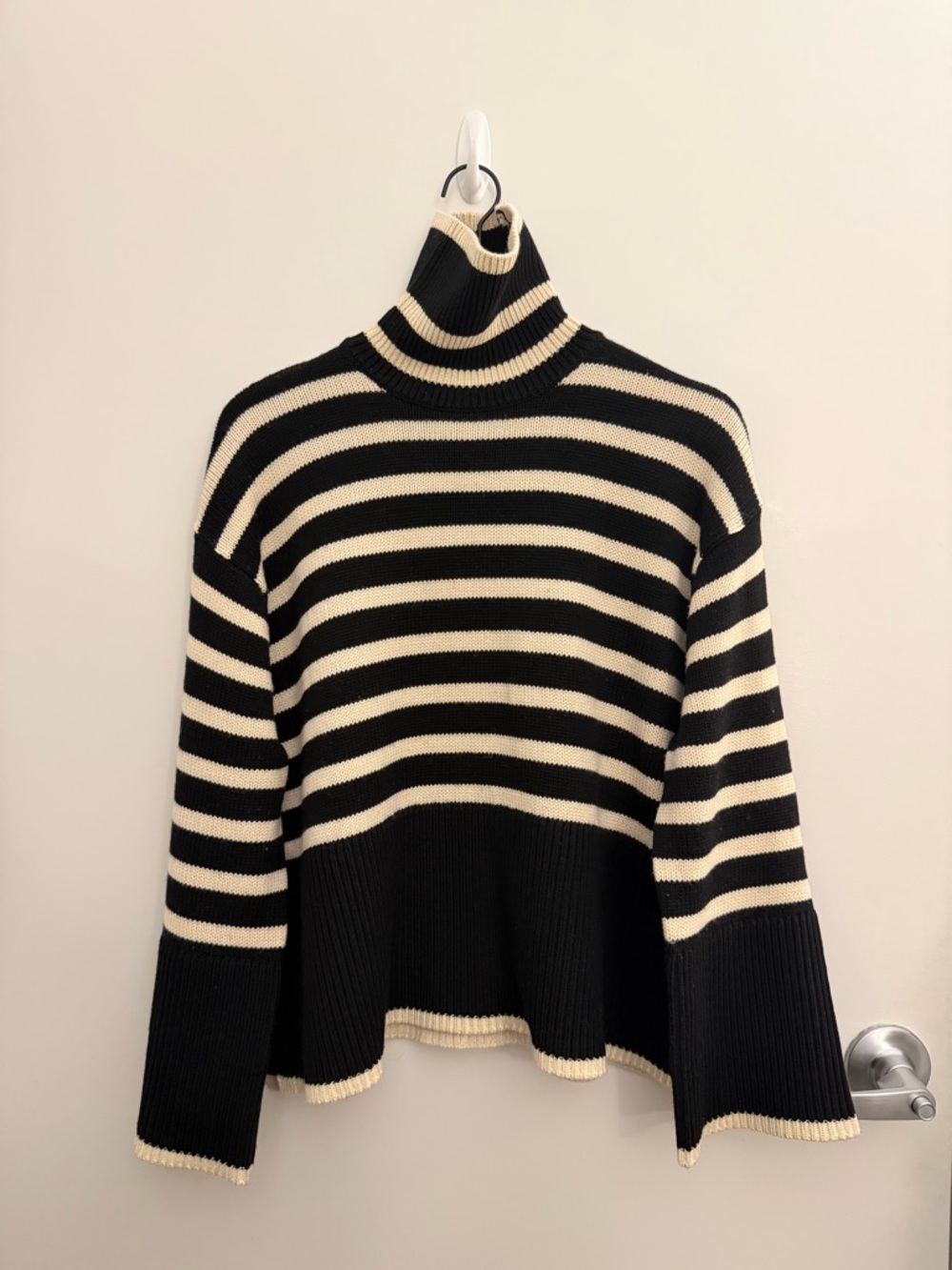 Toteme Turtleneck Sweater in Black and Cream XS